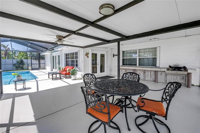 742 45TH AVENUE NE, St Petersburg, FL 33703