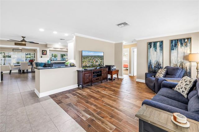 742 45TH AVENUE NE, St Petersburg, FL 33703
