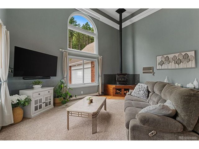 2510 Valley Park Dr, Larkspur, CO 80118