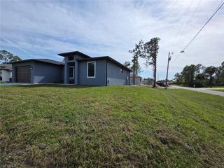 1507 W 11th ST, Lehigh Acres, FL 33972