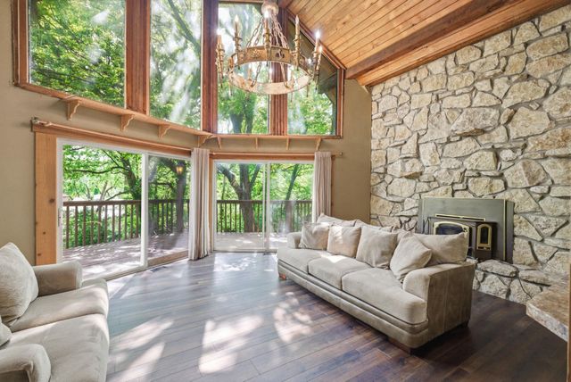 12722 SW Chisholm Trail, Andover, KS 67002