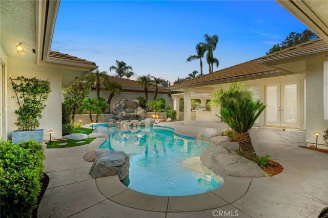 141 W 21st Street, Upland, CA 91784