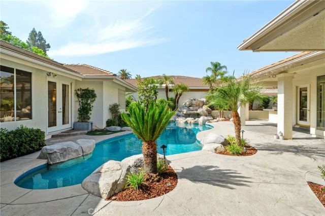 141 W 21st Street, Upland, CA 91784