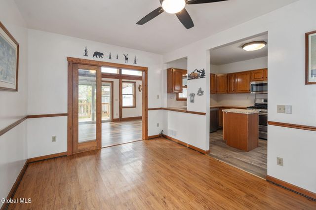 1356 Regal Avenue, Schenectady, NY 12308