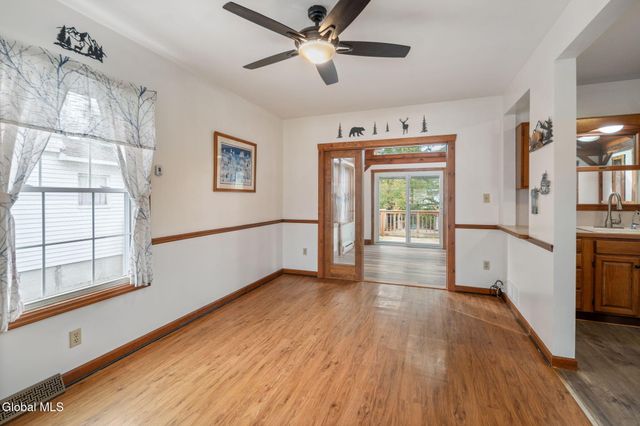 1356 Regal Avenue, Schenectady, NY 12308