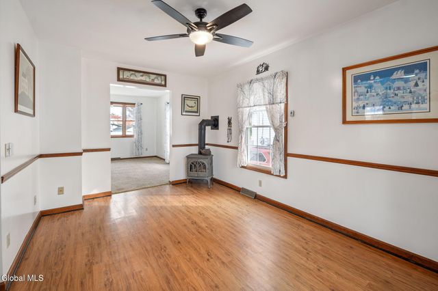 1356 Regal Avenue, Schenectady, NY 12308