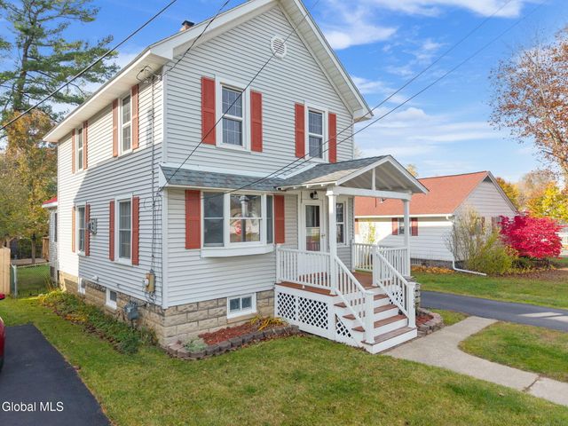 1356 Regal Avenue, Schenectady, NY 12308