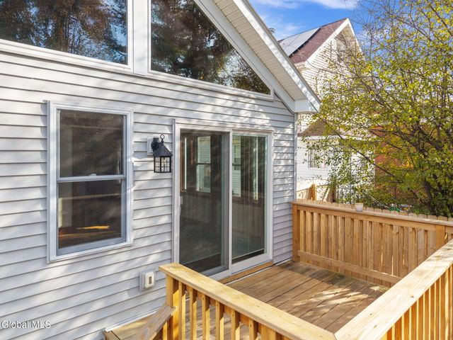 1356 Regal Avenue, Schenectady, NY 12308