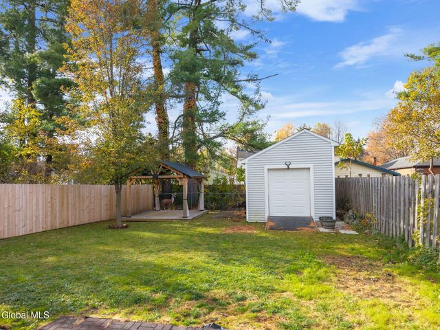 1356 Regal Avenue, Schenectady, NY 12308