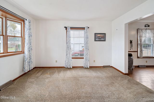 1356 Regal Avenue, Schenectady, NY 12308