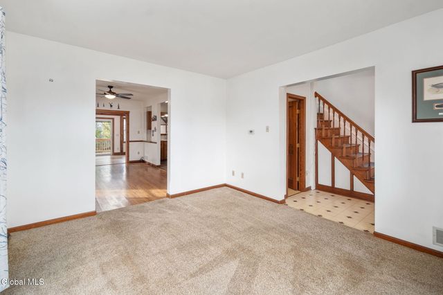 1356 Regal Avenue, Schenectady, NY 12308