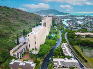 555 Hahaione Street 14C, Honolulu, HI 96825