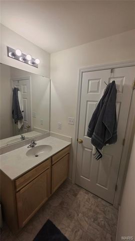 1756 Martingale Lane, Eureka, MO 63025