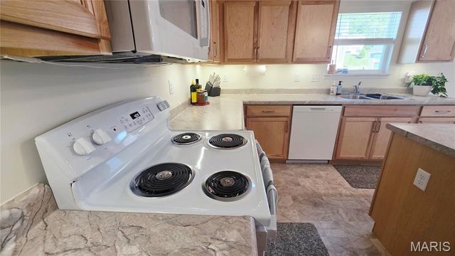 1756 Martingale Lane, Eureka, MO 63025