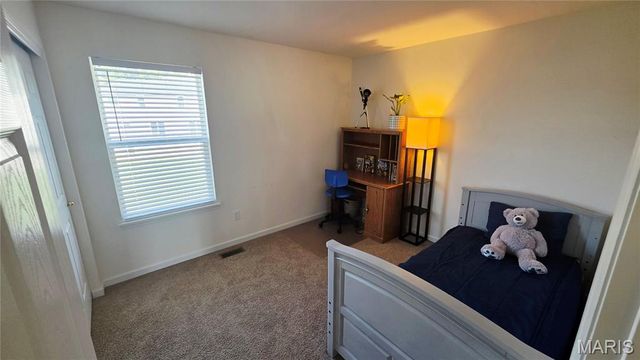 1756 Martingale Lane, Eureka, MO 63025