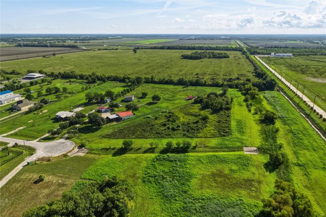 14411 Austin Bayou Drive, Rosharon, TX 77583