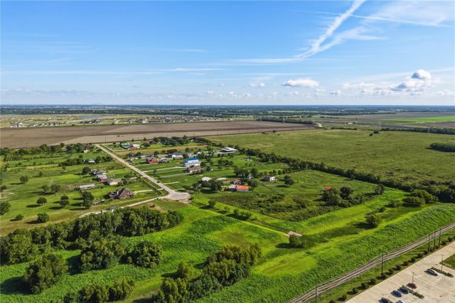 14411 Austin Bayou Drive, Rosharon, TX 77583