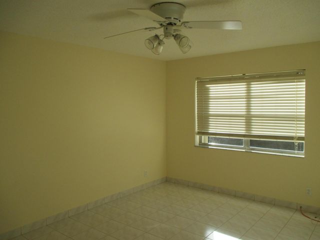 200 Lake Carol Drive, West Palm Beach, FL 33411