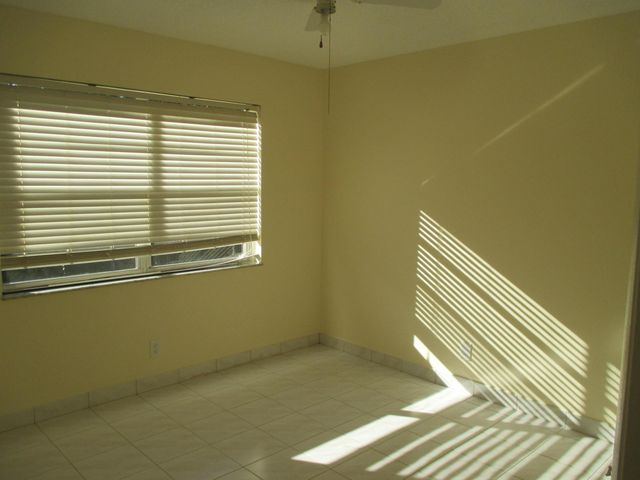 200 Lake Carol Drive, West Palm Beach, FL 33411