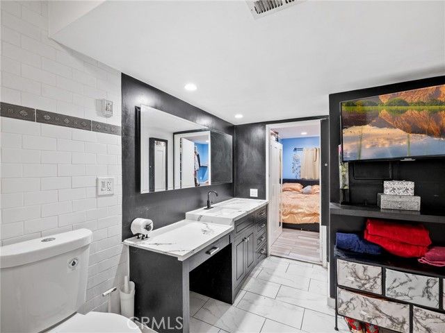 1440 W Edgehill Road 10, San Bernardino, CA 92405