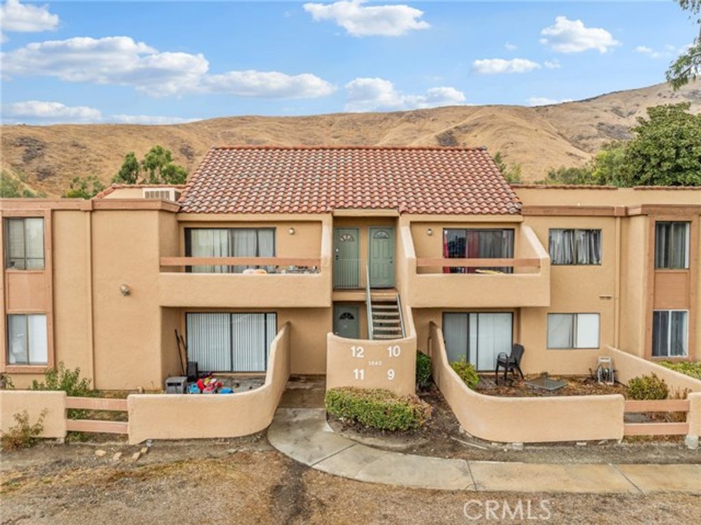 1440 W Edgehill Road 10, San Bernardino, CA 92405
