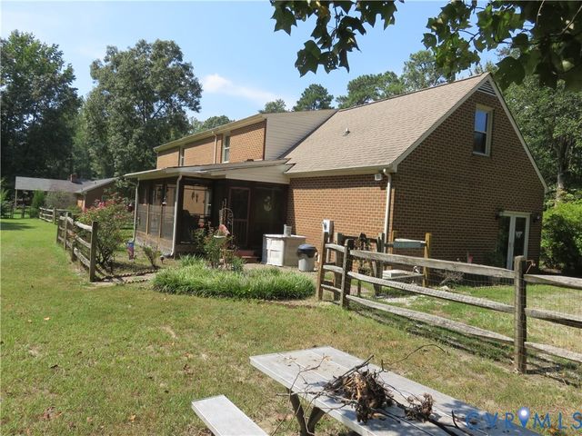 4621 New Kent Hwy, Quinton, VA 23141