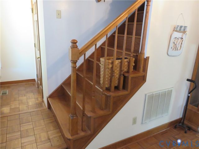 4621 New Kent Hwy, Quinton, VA 23141