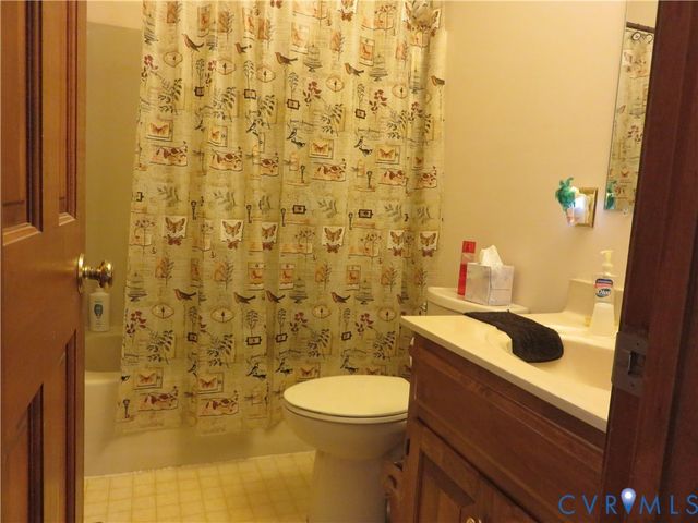 4621 New Kent Hwy, Quinton, VA 23141