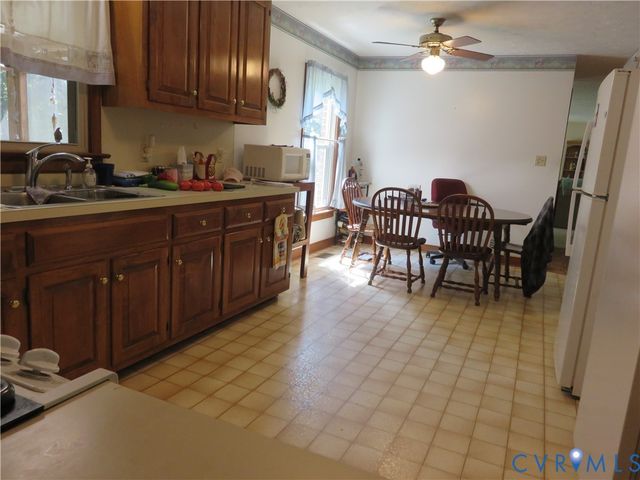 4621 New Kent Hwy, Quinton, VA 23141