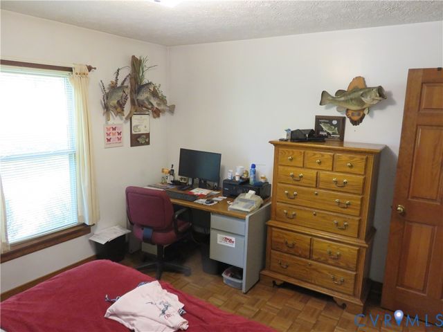 4621 New Kent Hwy, Quinton, VA 23141