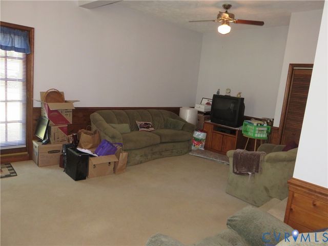 4621 New Kent Hwy, Quinton, VA 23141