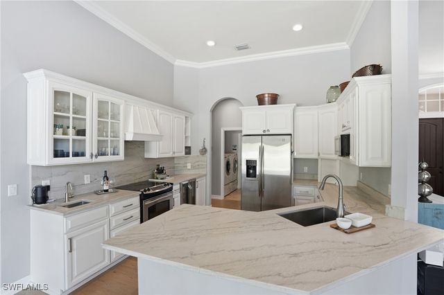 1171 Royal Palm DR, Naples, FL 34103