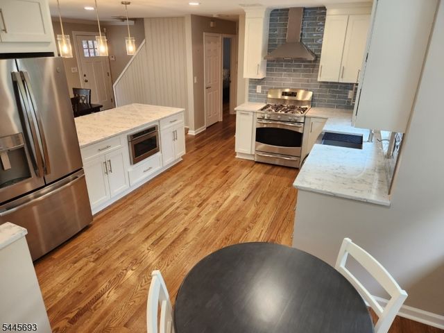 211 Spruce St, Midland Park Boro, NJ 07432