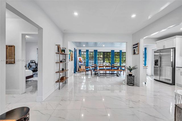 2560 SW 19th Ter, Miami, FL 33145