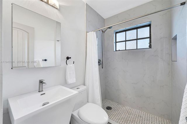 2560 SW 19th Ter, Miami, FL 33145