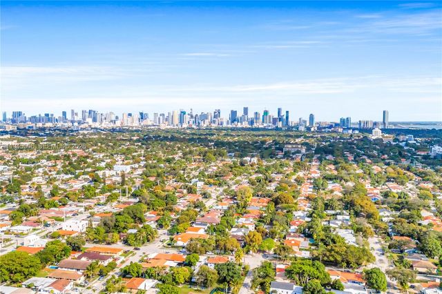 2560 SW 19th Ter, Miami, FL 33145