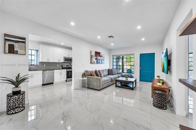 2560 SW 19th Ter, Miami, FL 33145