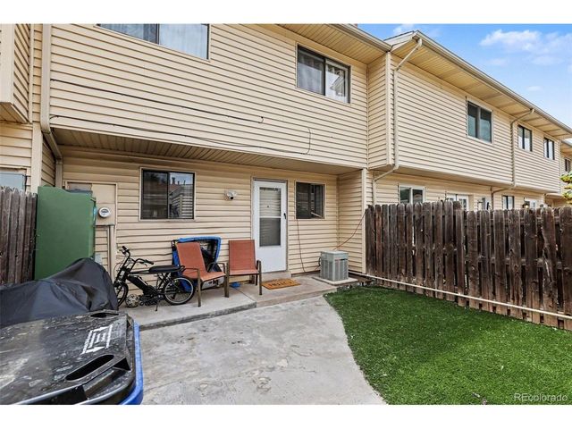 1194 S Troy St, Aurora, CO 80012