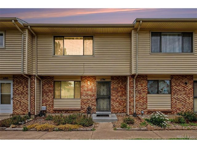 1194 S Troy St, Aurora, CO 80012