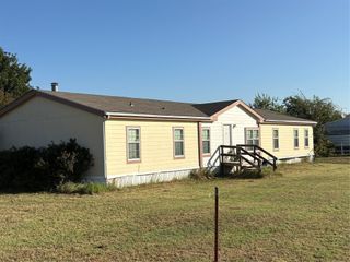 135 Paint Court, Stephenville, TX 76401