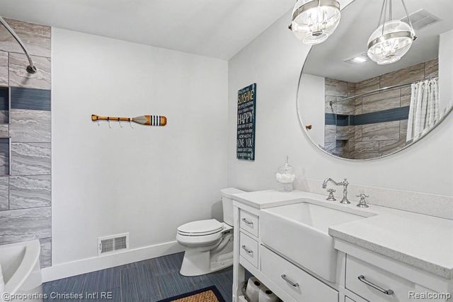2260 Willow Bay Lane, Gladwin, MI 48624