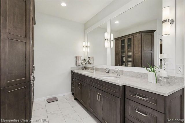 2260 Willow Bay Lane, Gladwin, MI 48624
