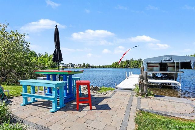 2260 Willow Bay Lane, Gladwin, MI 48624
