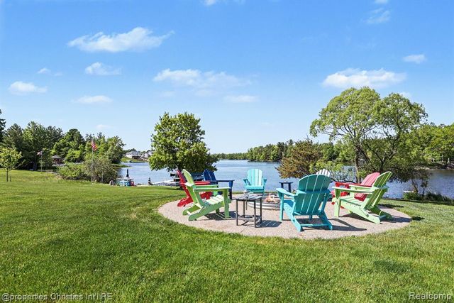 2260 Willow Bay Lane, Gladwin, MI 48624