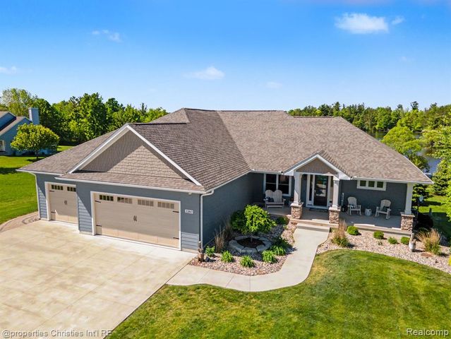 2260 Willow Bay Lane, Gladwin, MI 48624