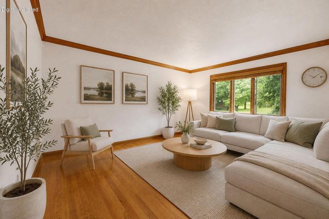 1551 W Goldcrest AVENUE, Milwaukee, WI 53221