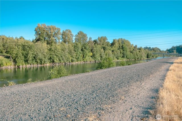 178 Decatur Drive, Kelso, WA 98626