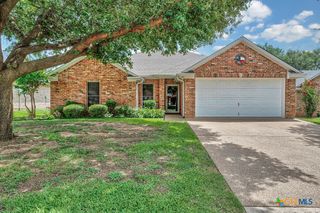 2404 Cambridge, Lorena, TX 76655
