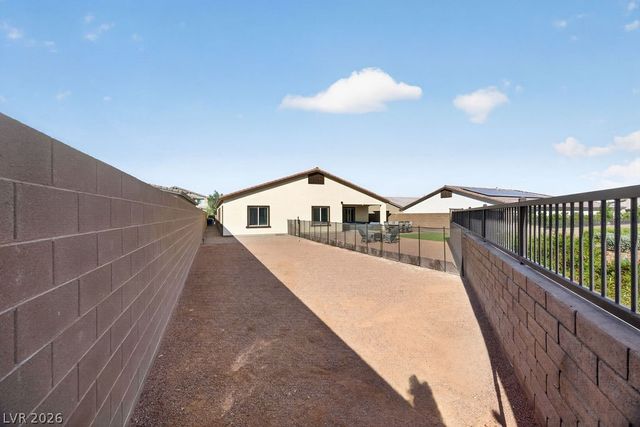 1919 Elena Brook Drive, North Las Vegas, NV 89084