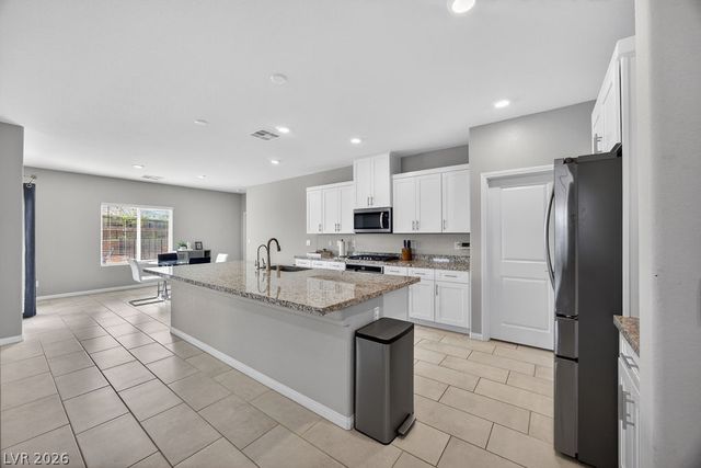 1919 Elena Brook Drive, North Las Vegas, NV 89084
